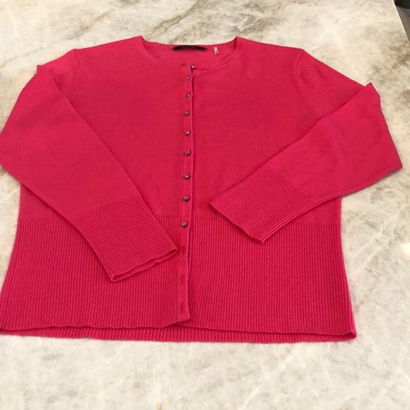 Elie Tahari Sweaters - ELIE TAHARI 100% CASHMERE SWEATER